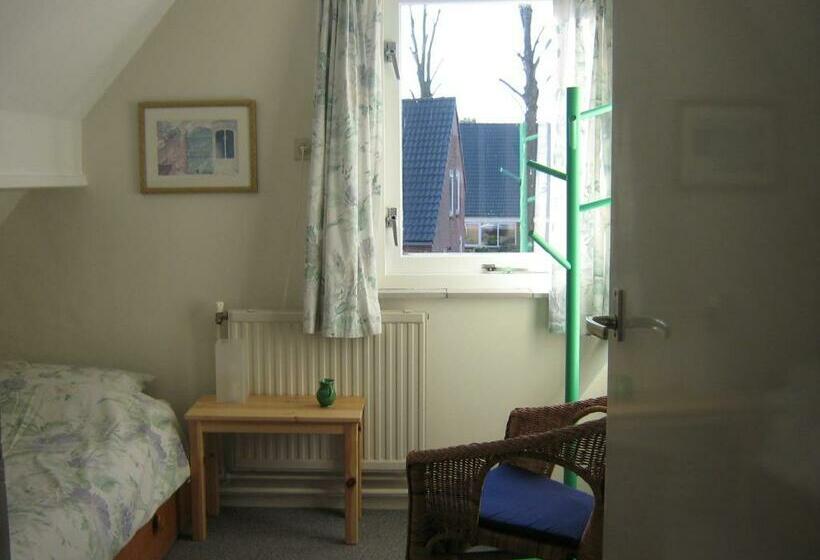 スタンダードトリプルルーム, B&b De Esdoorn