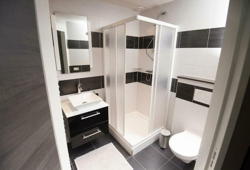 Семейный Номер, B&b Groot Pepersgoed