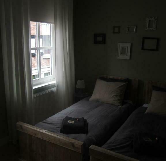 Номер Стандарт, Oekepoek Down Town