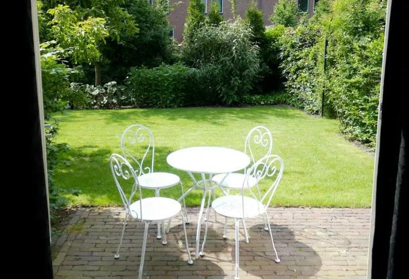 スタンダードルーム, Bed And Breakfast De Grote Byvanck