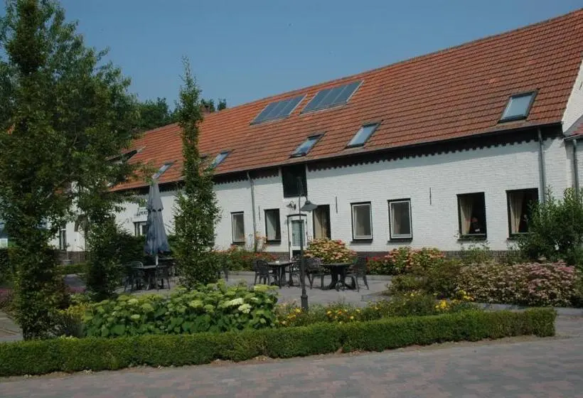 Standard-invahuone, Lemmenhof