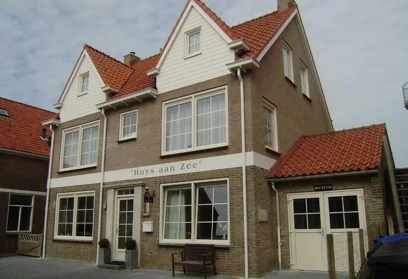 Sviitti, Bed & Breakfast Huys Aan Zee
