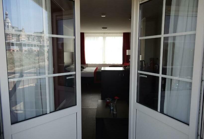 스위트, Bed & Breakfast Huys Aan Zee