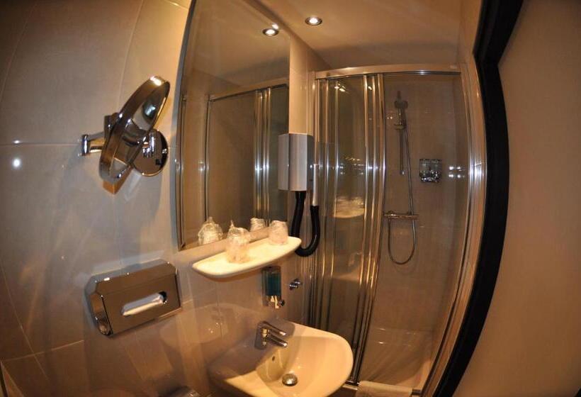 Номер Basic, Budget Hotel Le Beau Rivage