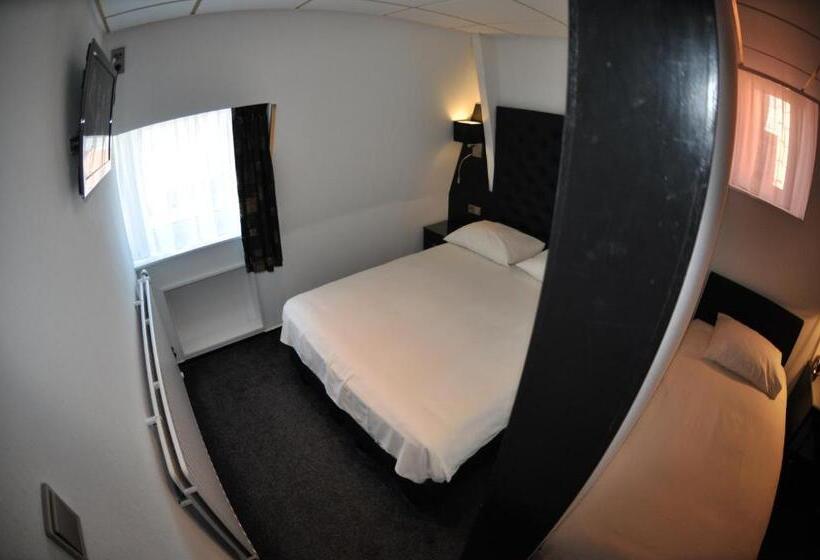 اتاق استاندارد سه نفره, Budget Hotel Le Beau Rivage