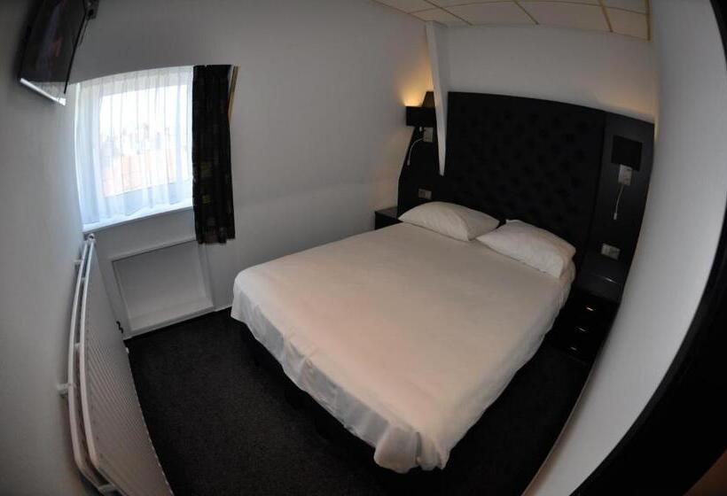 Номер Стандарт Трехместный, Budget Hotel Le Beau Rivage