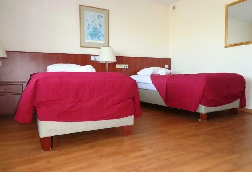 Standard Quadruple Room, De Rijper Eilanden