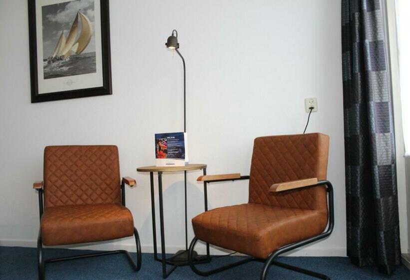 스탠다드 트리플 룸, De Watersport Heeg