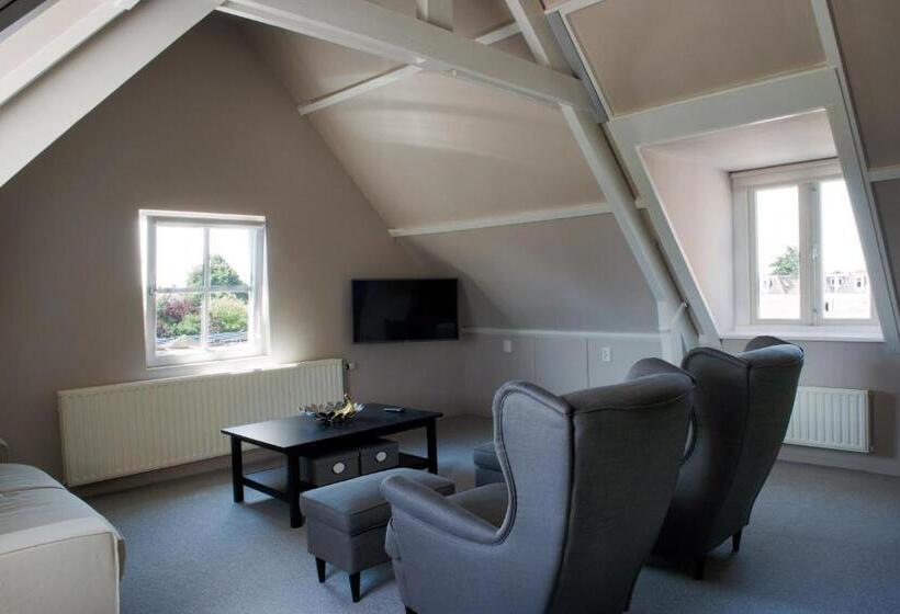 ２ベッドルームアパートメント, Restaurant Thuis!