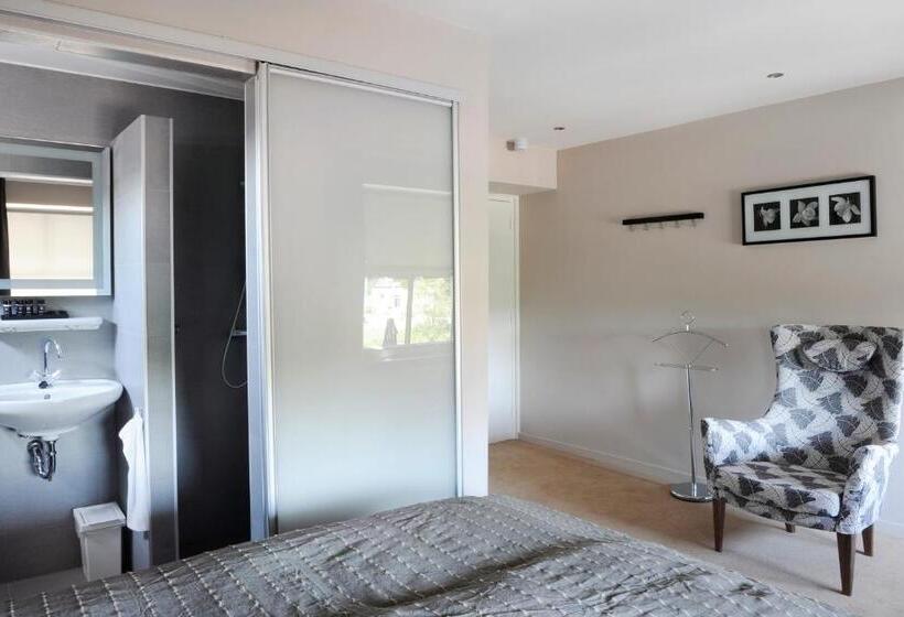 דירת שני חדרים, Restaurant Thuis!