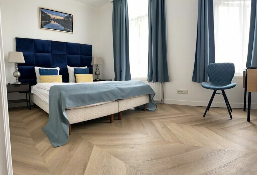 标准间, Van Oppen