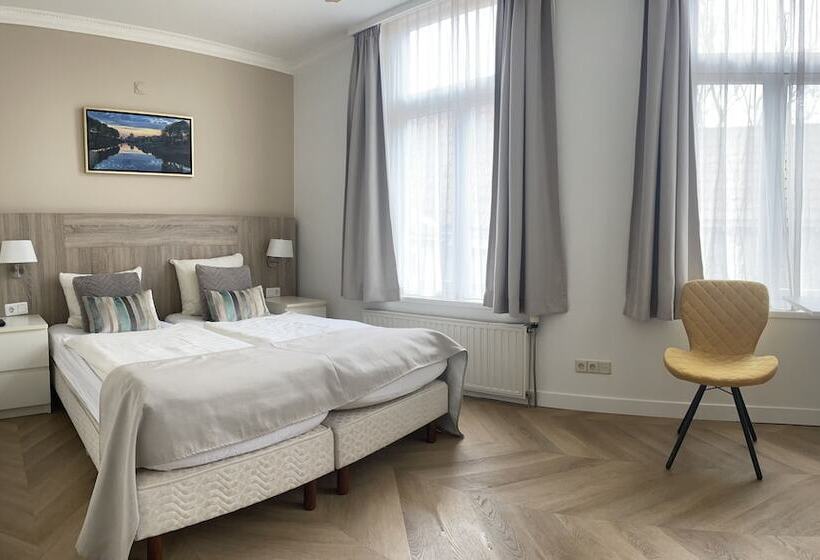 Номер Стандарт, Van Oppen