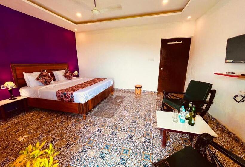 חדר סטנדרט עם מיטת קינג, The Winterline Beach Resort, Goa