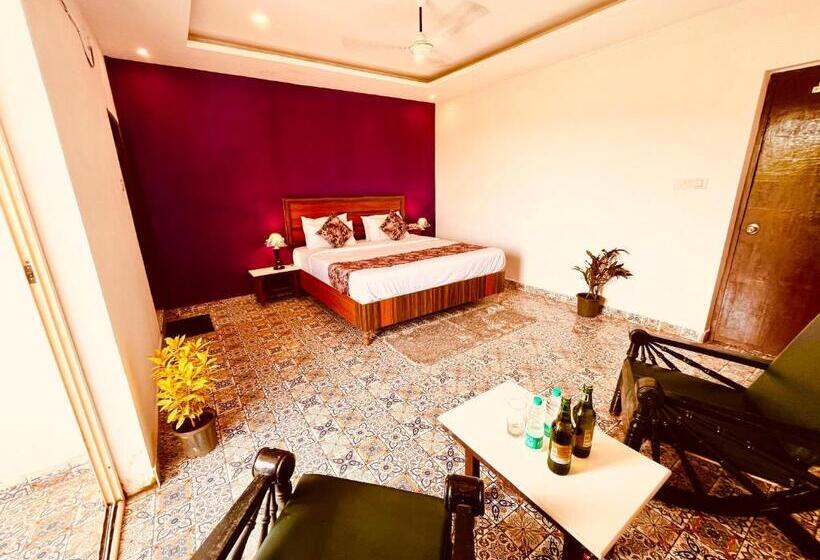 חדר סטנדרט עם מיטת קינג, The Winterline Beach Resort, Goa