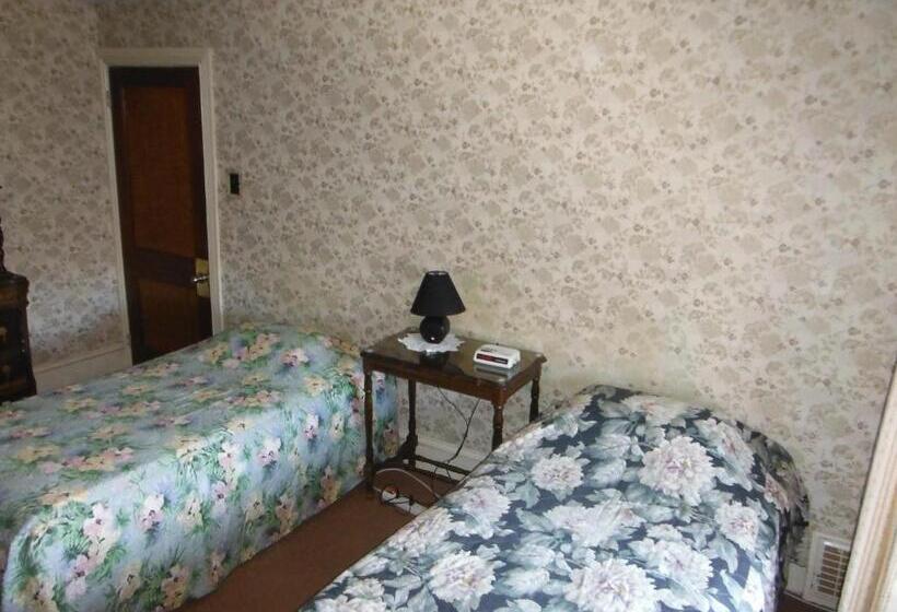 חדר סטנדרט חדר אמבטיה משותף, Auberge Des Arts Bed And Breakfast