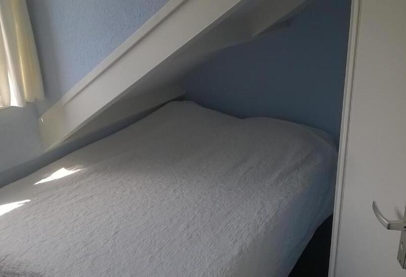 エコノミーシングルルーム, Badhotel Zeecroft