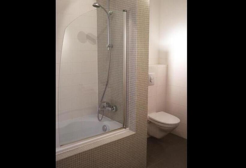 اتاق لوکس, Alberti   Bed & Bike