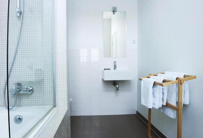 اتاق لوکس, Alberti   Bed & Bike