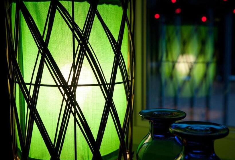 带大床的标准间, Gîte Crystal Inn