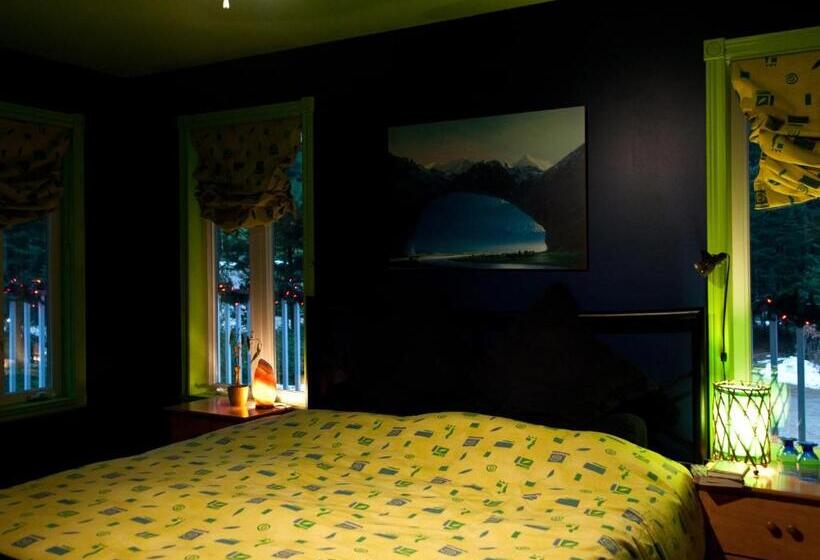 غرفة قياسية سرير كينج, Gîte Crystal Inn