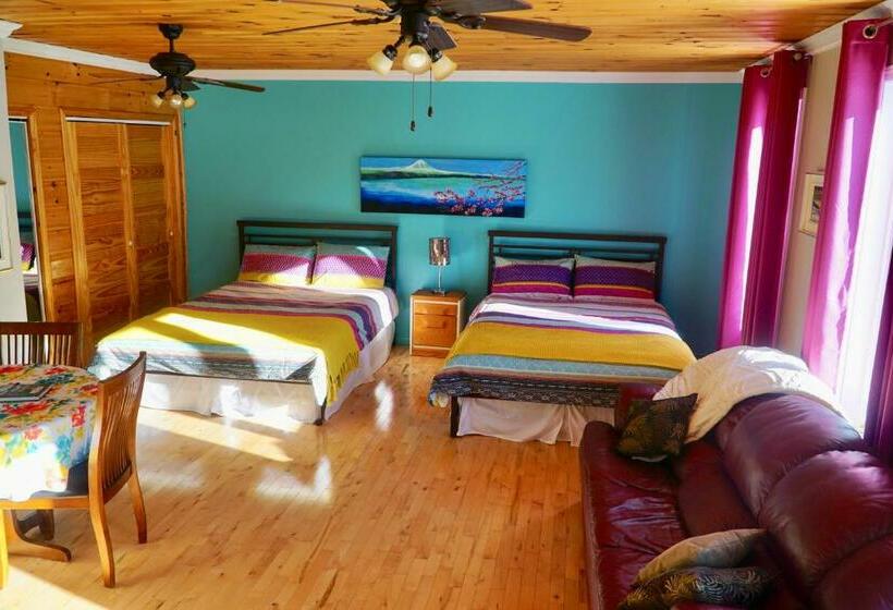 חדר סטנדרט לארבעה, Gîte De La Montagne Enchantée