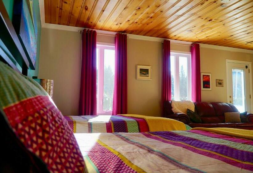 חדר סטנדרט לארבעה, Gîte De La Montagne Enchantée