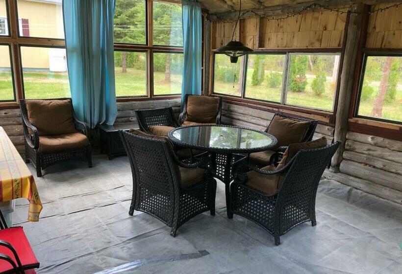 חדר סטנדרט לארבעה, Gîte De La Montagne Enchantée