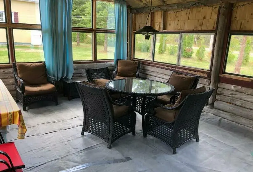 スタンダード４人部屋, Gîte De La Montagne Enchantée