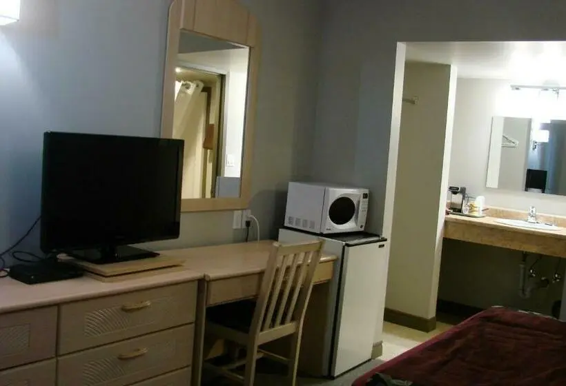 Deluxe Room, Greenhead Motel & Restaurant