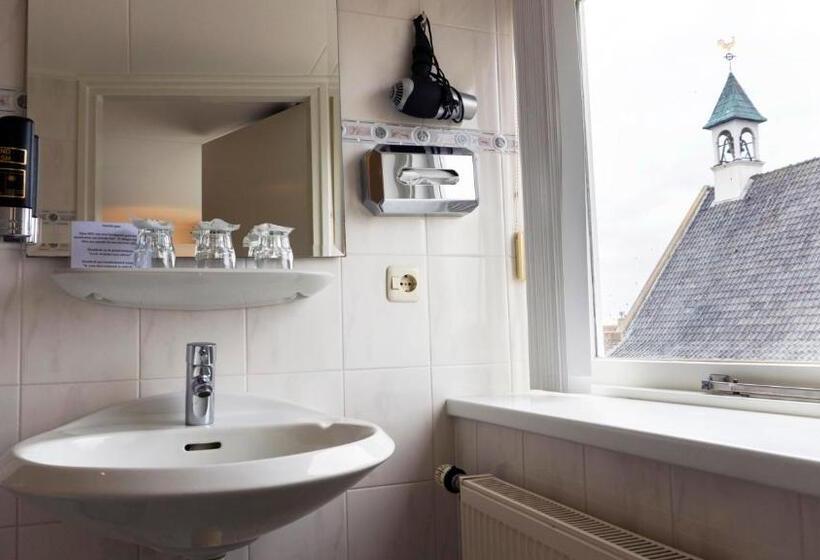 스탠다드 트리플 룸, Oepkes