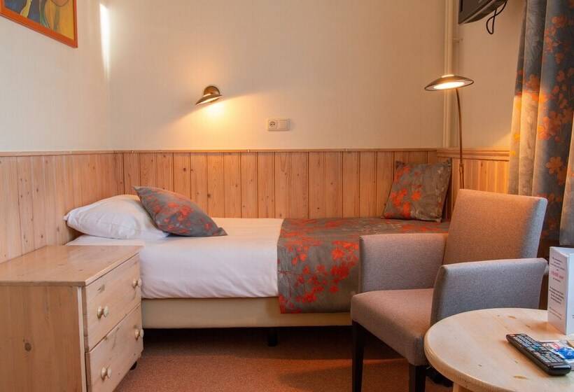 스탠다드 싱글 룸, Oepkes