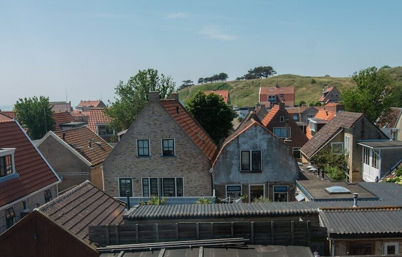 컴포트 룸, Oepkes