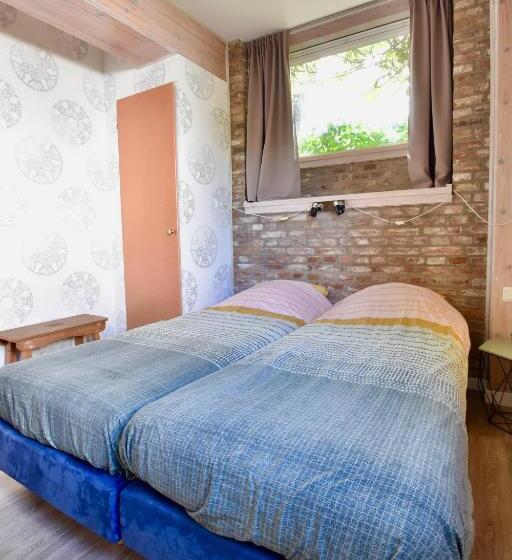 דירת שני חדרים, Resort De Vlasschure