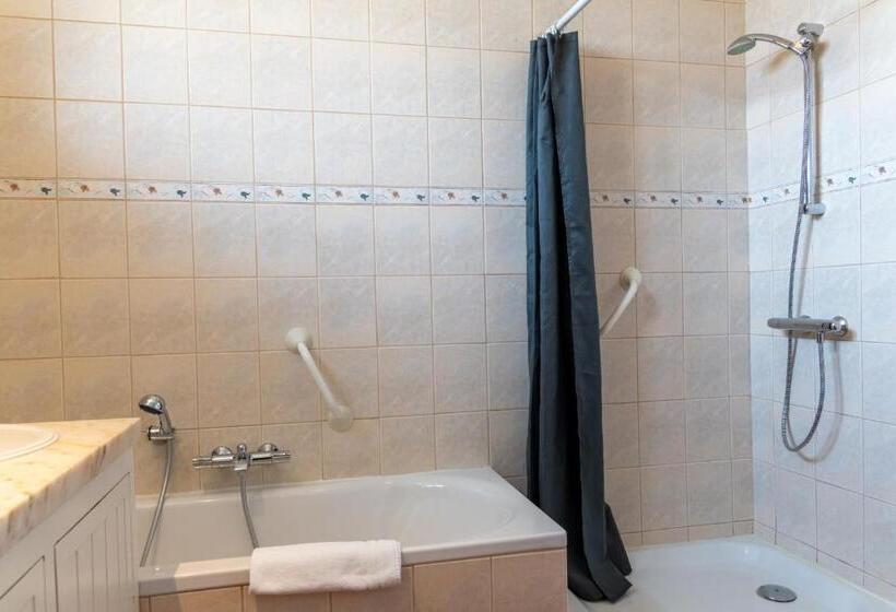 テラス付きスタンダードルーム, Rooms