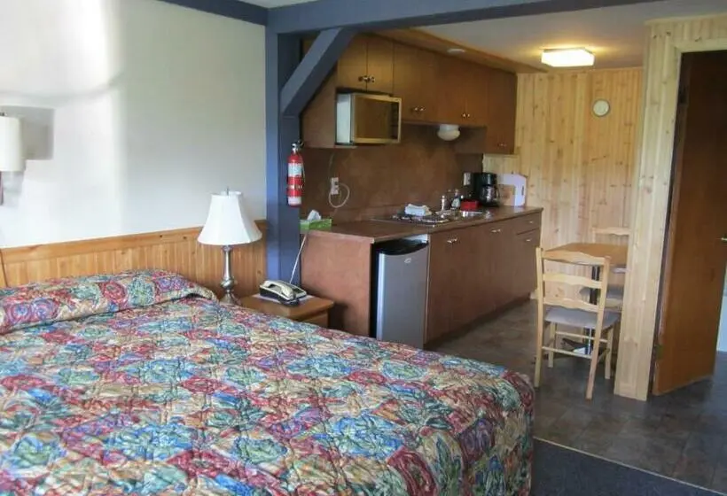 Superior-huone, Lakeside Motel