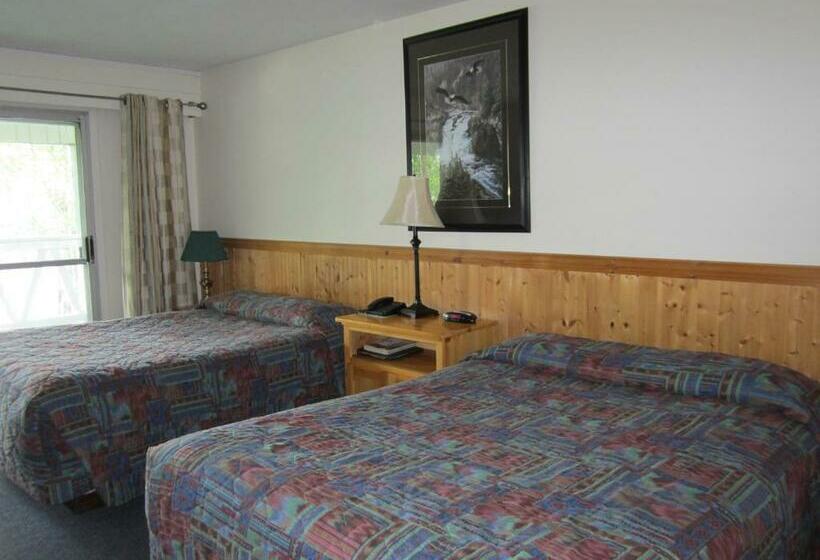 스탠다드 룸 더블 침대 2개, Lakeside Motel
