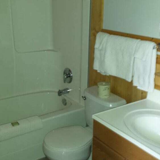 חדר סטנדרט שתי מיטות זוגיות, Lakeside Motel