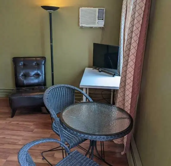 デラックスルーム, Deerview Lodge & Cabins Princeton Bc