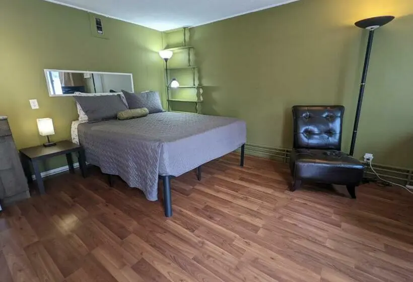 デラックスルーム, Deerview Lodge & Cabins Princeton Bc
