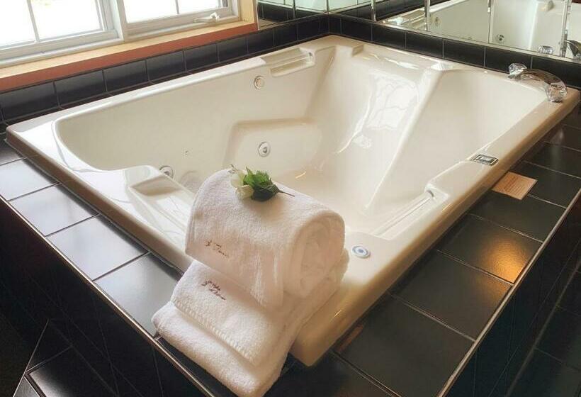 Номен Superior с Гидромассажем, Motel La Cheminée