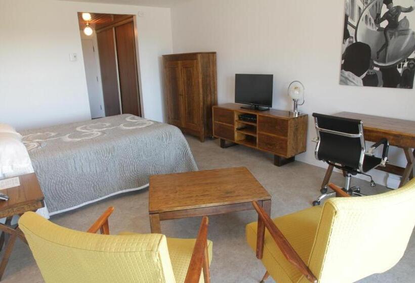 Номер Стандарт, Motel Le Martinet