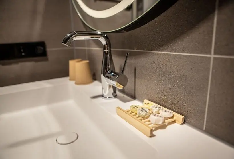 Comfort-huone, Notiz Hotel Leeuwarden