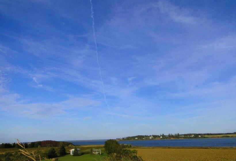 سوییت خانوادگی, Blue Crest Cottages