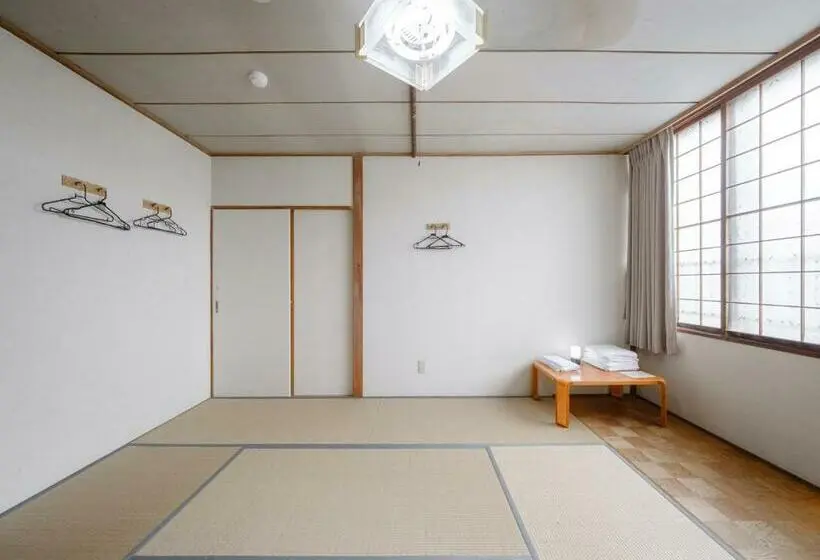 ファミリールーム, Super Conveniently Located The Guest House Hakodate Bay