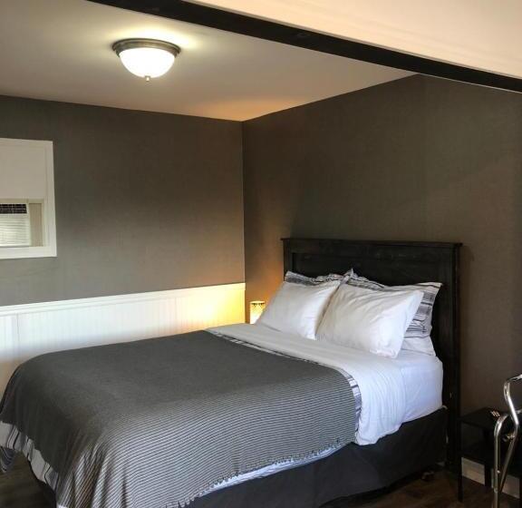 جناح, Greenside Motel