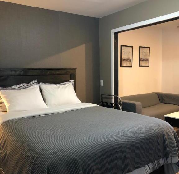 جناح, Greenside Motel