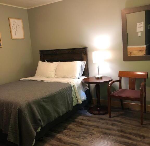 غرفة إقتصادية, Greenside Motel