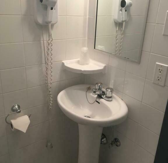 Номер Стандарт 2 Двуспальные Кровати, Auberge Centre Ville