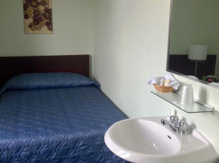 이코노미 룸 공용욕실, Auberge Centre Ville