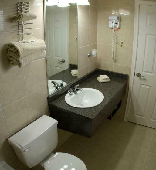 标准间, Falls Manor Resort